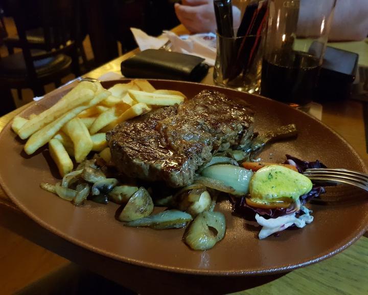 Loum Steakhaus